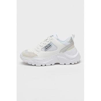 Pantofi sport wedge cu insertii de plasa si piele intoarsa