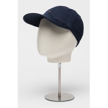 Sapca baseball cu logo brodat discret
