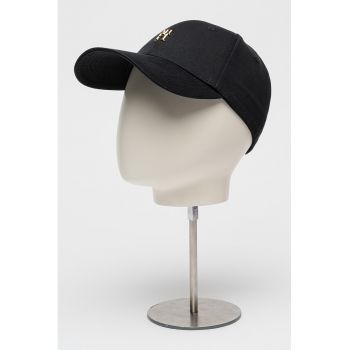 Sapca baseball cu monograma metalica