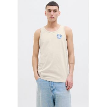 Tricou cu decolteu la baza gatului si detaliu cu imprimeu