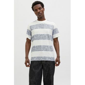 Tricou cu model in dungi