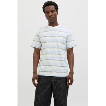 Tricou cu model in dungi