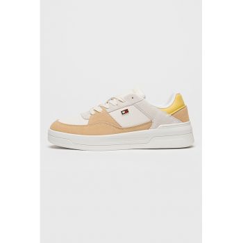 Pantofi sport cu talpa flatform si garnituri din piele