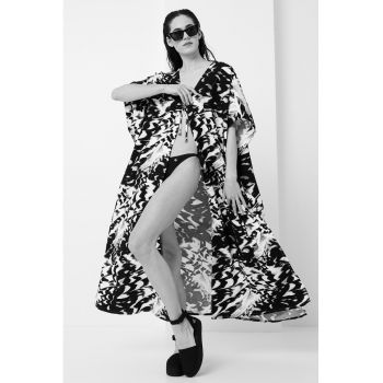 Pareo cu model abstract