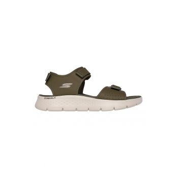 Sandale cu inchidere velcro Go Walk