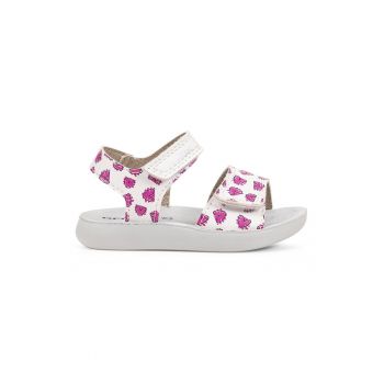 Sandale din piele ecologica cu velcro si model cu inimi