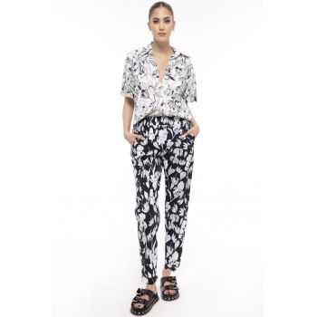 Camasa cu model floral si maneci scurte