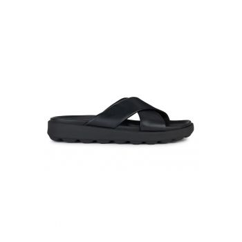 Papuci de piele