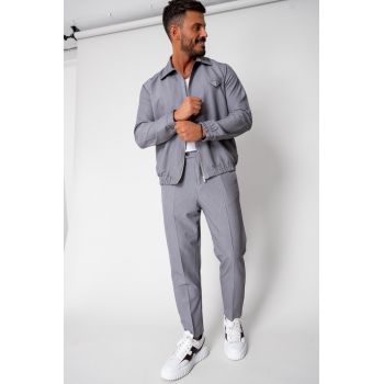 Set Caruso Jacheta fermoar cu buzunar si pantalon lung Grey 15624 Set Caruso Jacheta fermoar cu buzunar si pantalon lung Grey 15624