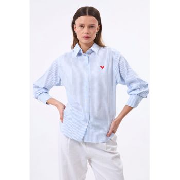 Camasa din in si bumbac cu guler ascutit si model in dungi