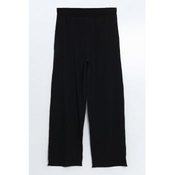 Pantaloni cu croiala dreapta cu talie medie