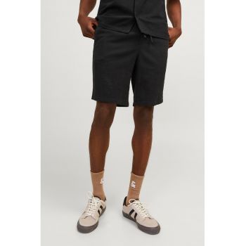 Pantaloni scurti cu snur de ajustare si model texturat
