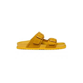 Papuci de piele intoarsa cu catarame Sandybett