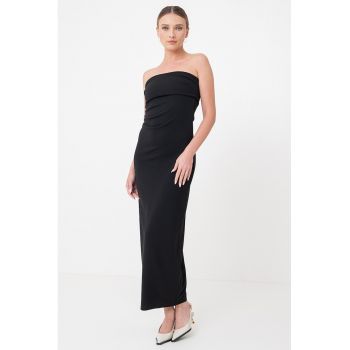 Rochie midi cu croiala dreapta si decolteu bandeau