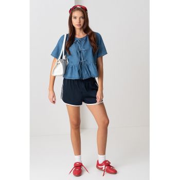 Bluza din denim cu maneci scurte si terminatie cu volan