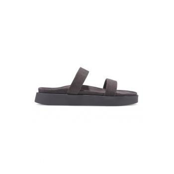 Papuci de piele