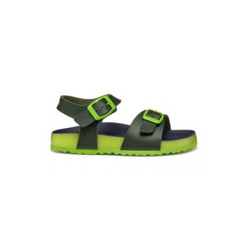 Sandale de piele ecologica cu catarama