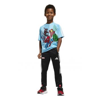 Tricou regular fit cu model Marvel