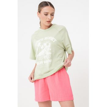 Tricou supradimensionat cu imprimeu si maneci raglan