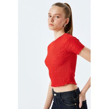 Tricou crop cu model texturat