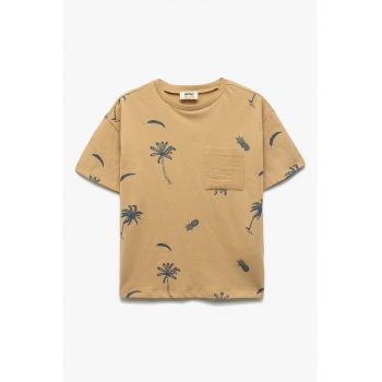 Tricou cu imprimeu grafic