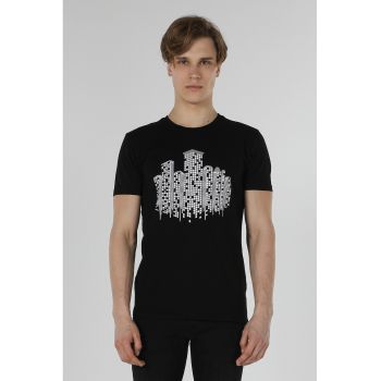 Tricou slim fit cu imprimeu grafic