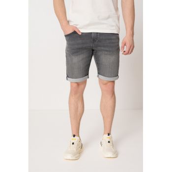 Bermude din denim
