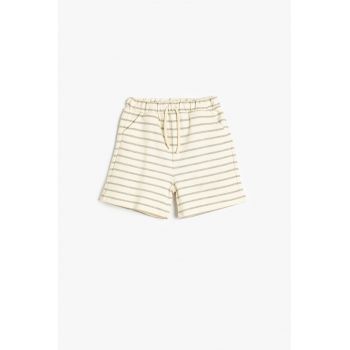 Pantaloni scurti cu imprimeu si snur de ajustare in talie
