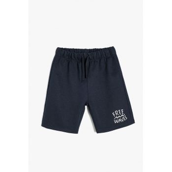 Pantaloni scurti cu imprimeu text