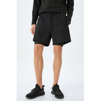 Pantaloni scurti cu model 2in 1