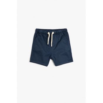 Pantaloni scurti cu snur si buzunare oblice