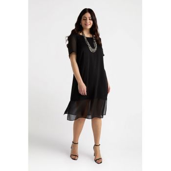 Rochie cu segmente semitransparente