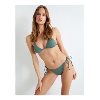 Sutien de baie uni cu cupe triunghiulare