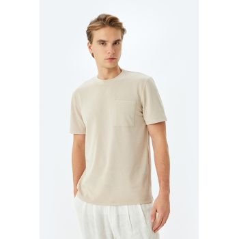 Tricou cu buzunar pe piept
