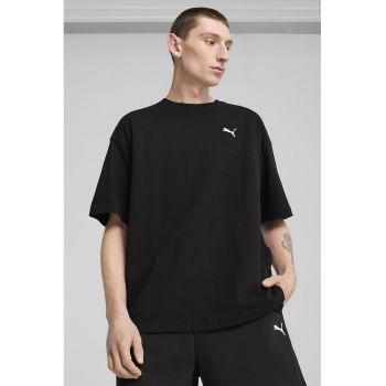 Tricou de bumbac cu decolteu la baza gatului si logo discret