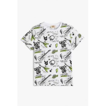 Tricou de bumbac cu model grafic