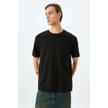Tricou din bumbac cu decolteu la baza gatului si model uni