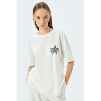 Tricou lejer cu imprimeu pe partea din spate