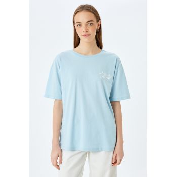 Tricou supradimensionat cu imprimeu text