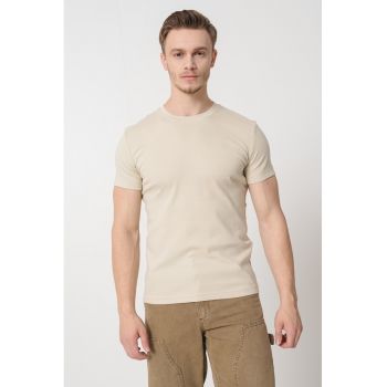 Tricou uni cu decolteu la baza gatului