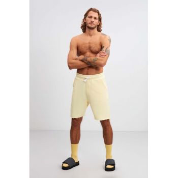 Pantaloni scurti cu buzunare laterale