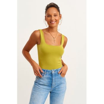Top uni cu decolteu patrat - Verde -