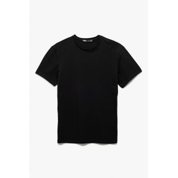 Tricou cu decolteu rotund