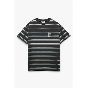 Tricou cu model in dungi