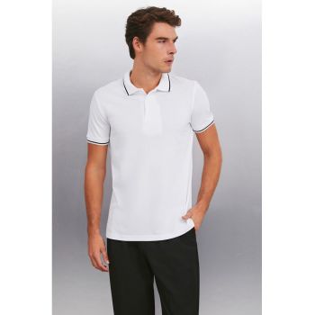Tricou polo cu accente cu model in dungi