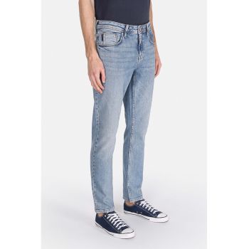 Blugi crop cu croiala dreapta