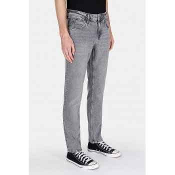 Blugi lungi slim fit