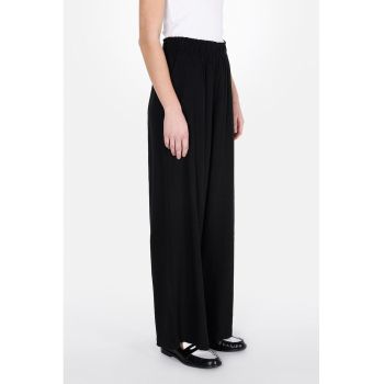 Pantaloni din amestec de in cu croiala ampla