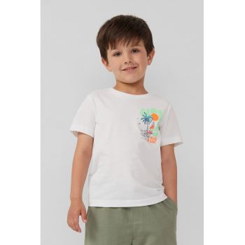 Tricou cu decolteu la baza gatului si imprimeu