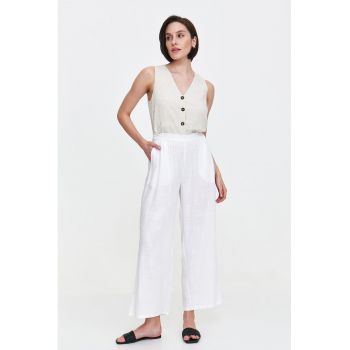 Pantaloni crop cu croiala ampla